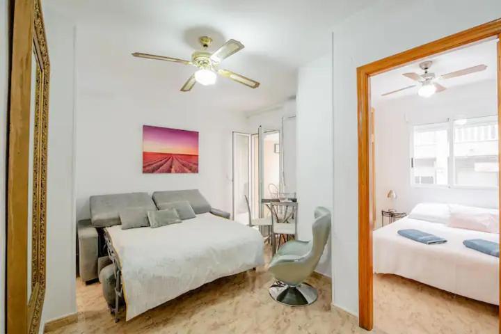 Apartamento Inteiro Acolhedor Perto Da Praia Τορεβιέχα Εξωτερικό φωτογραφία
